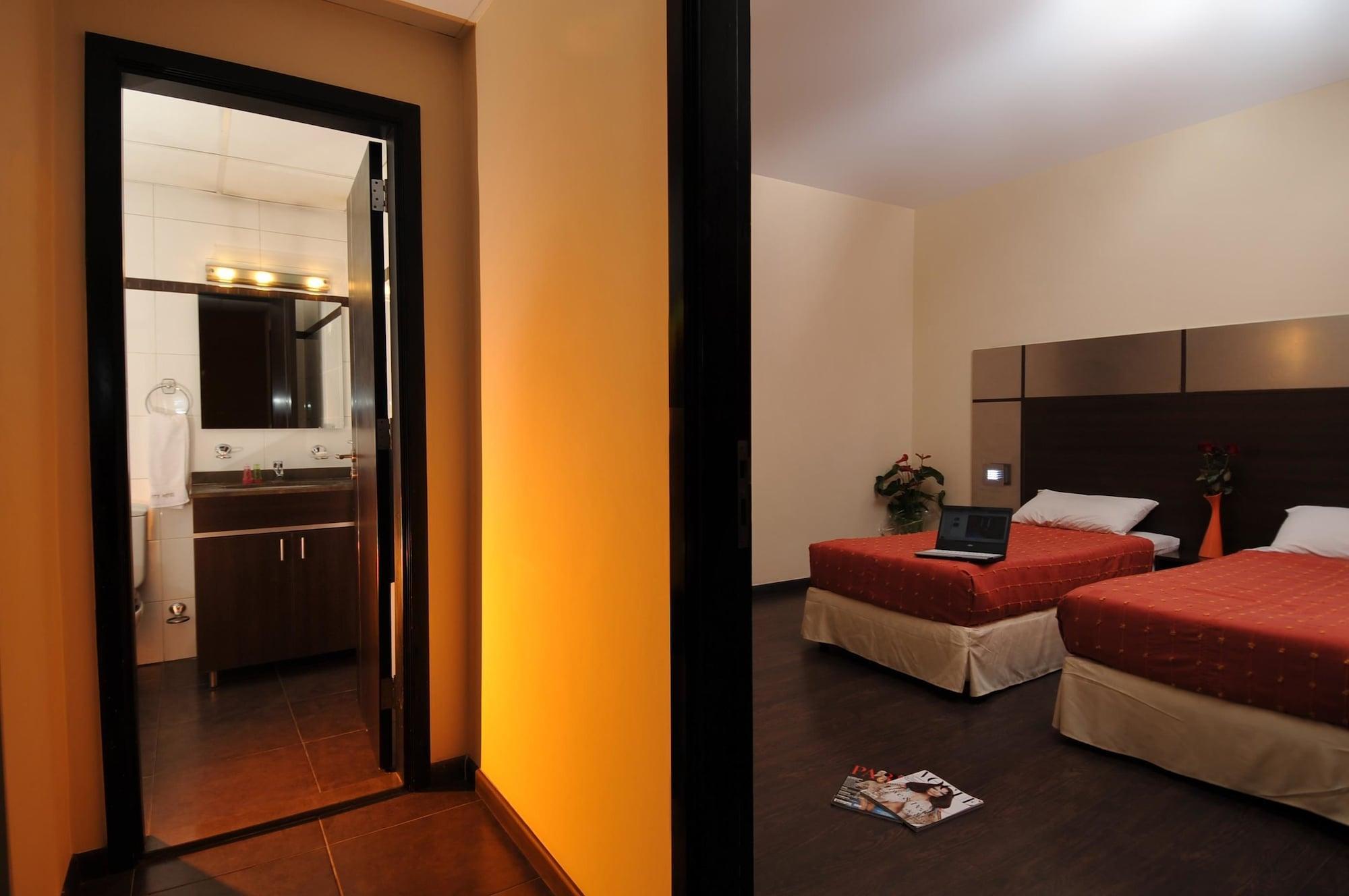 Suite Hotel Chrome - Bejrút Kültér fotó