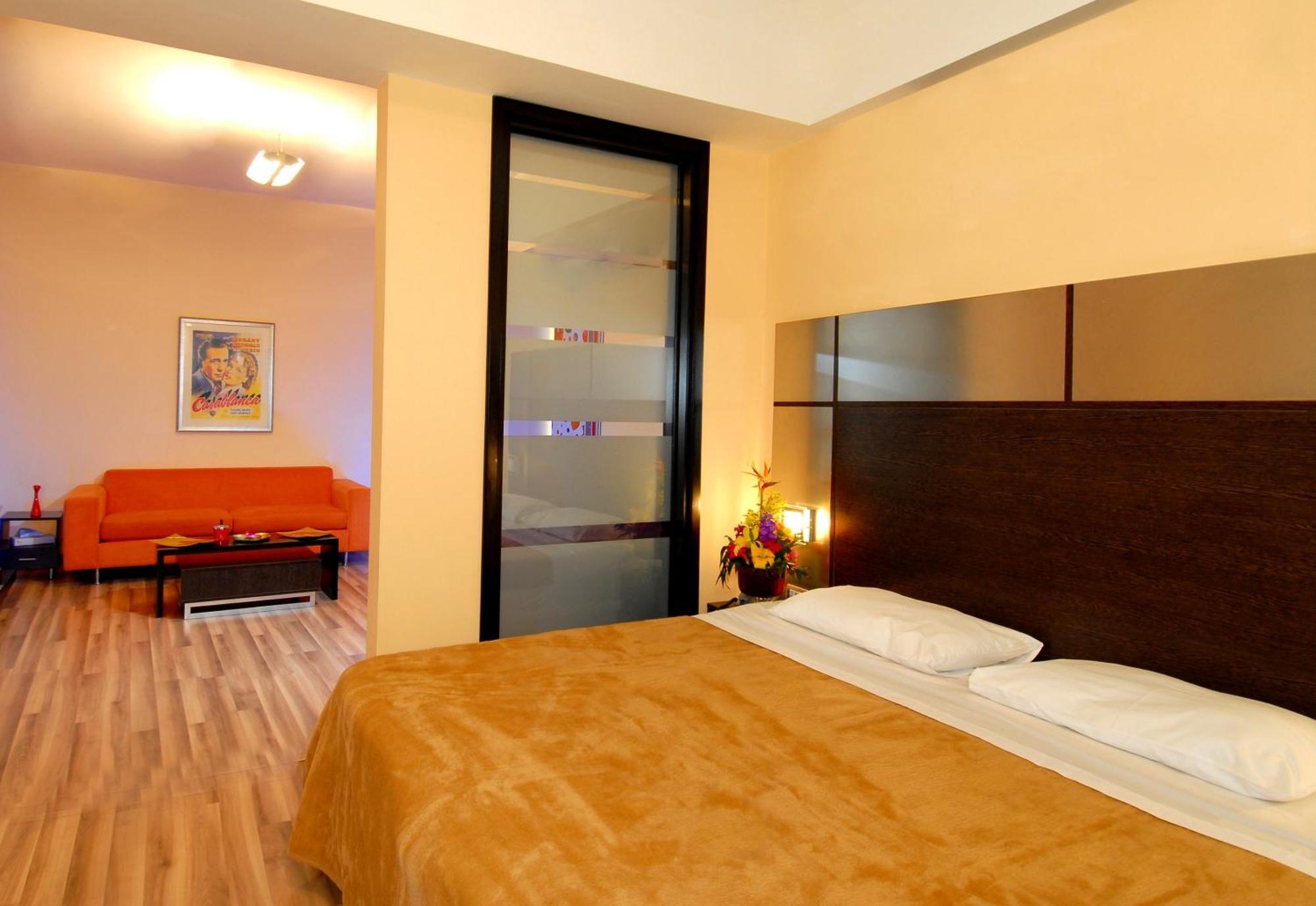 Suite Hotel Chrome - Bejrút Szoba fotó